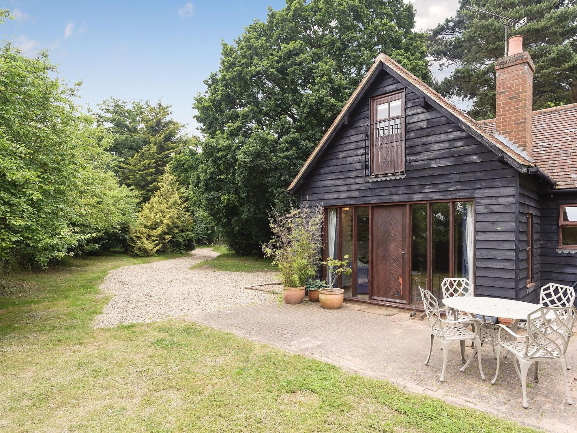 Coach House Melton